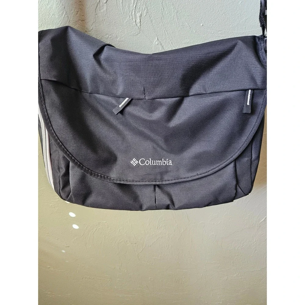 Columbia Diaper Bag Adjustable Strap Durable‎ Nylon Travel